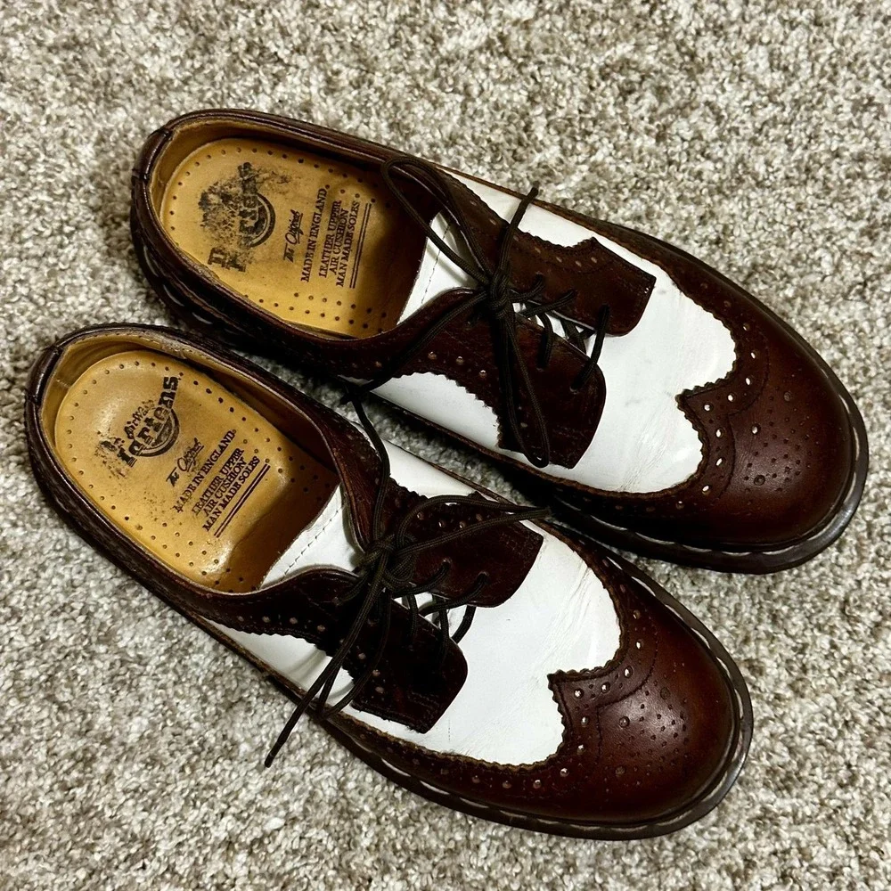Vintage Dr. Martens Made in England Women's Two Tone Brogue Oxfords US 7
